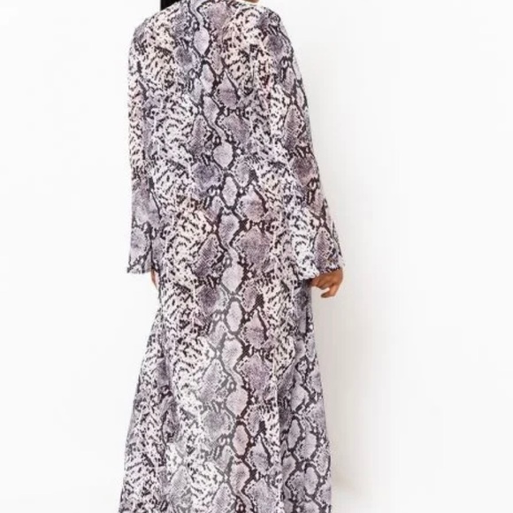 Akira Long Sleeve Cardigan - Picture 4 of 4